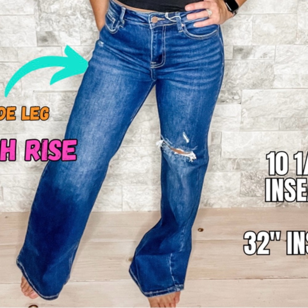 Women's On The Run Distressed Jean